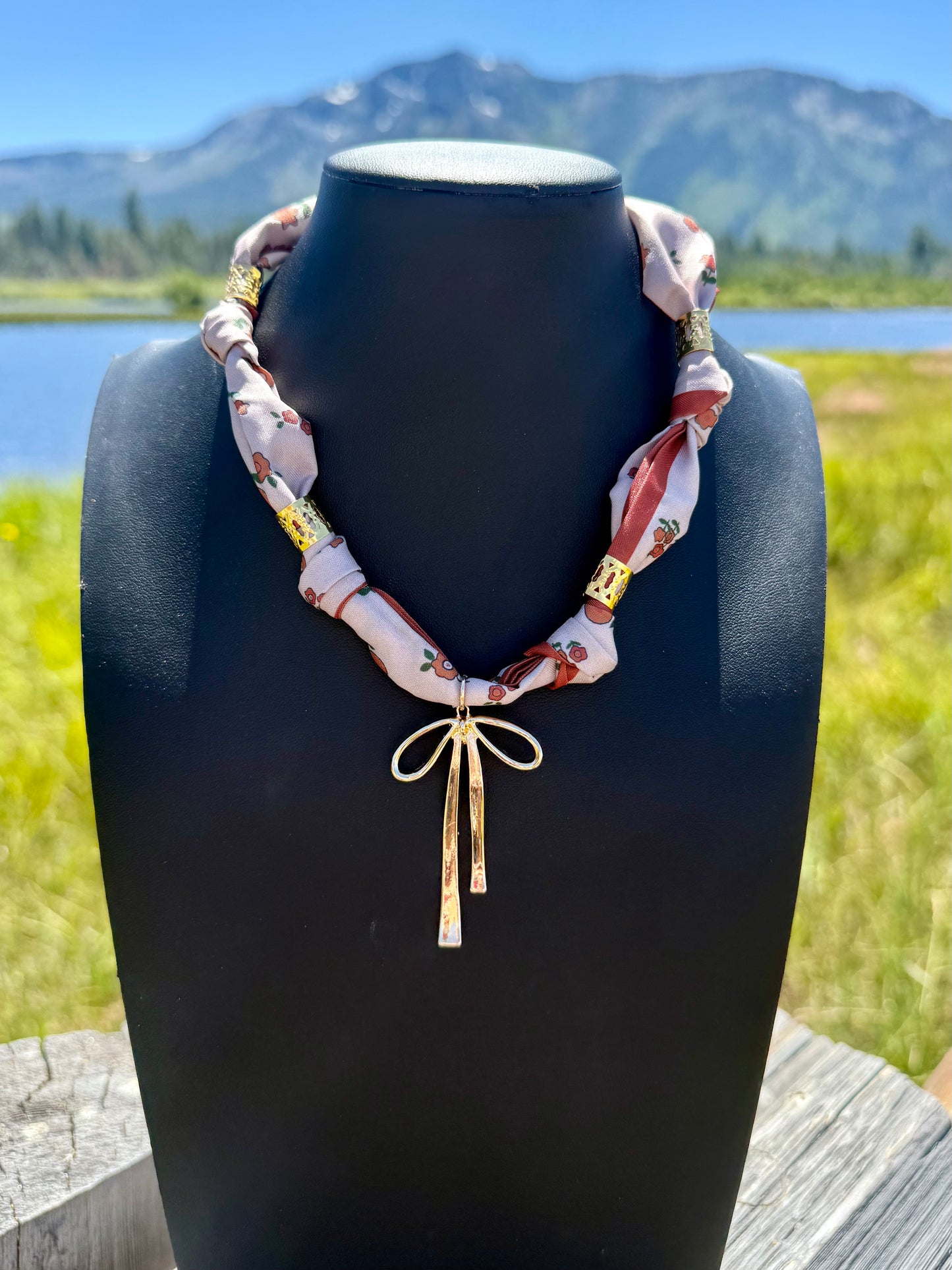 Wildflower Bow Necklace